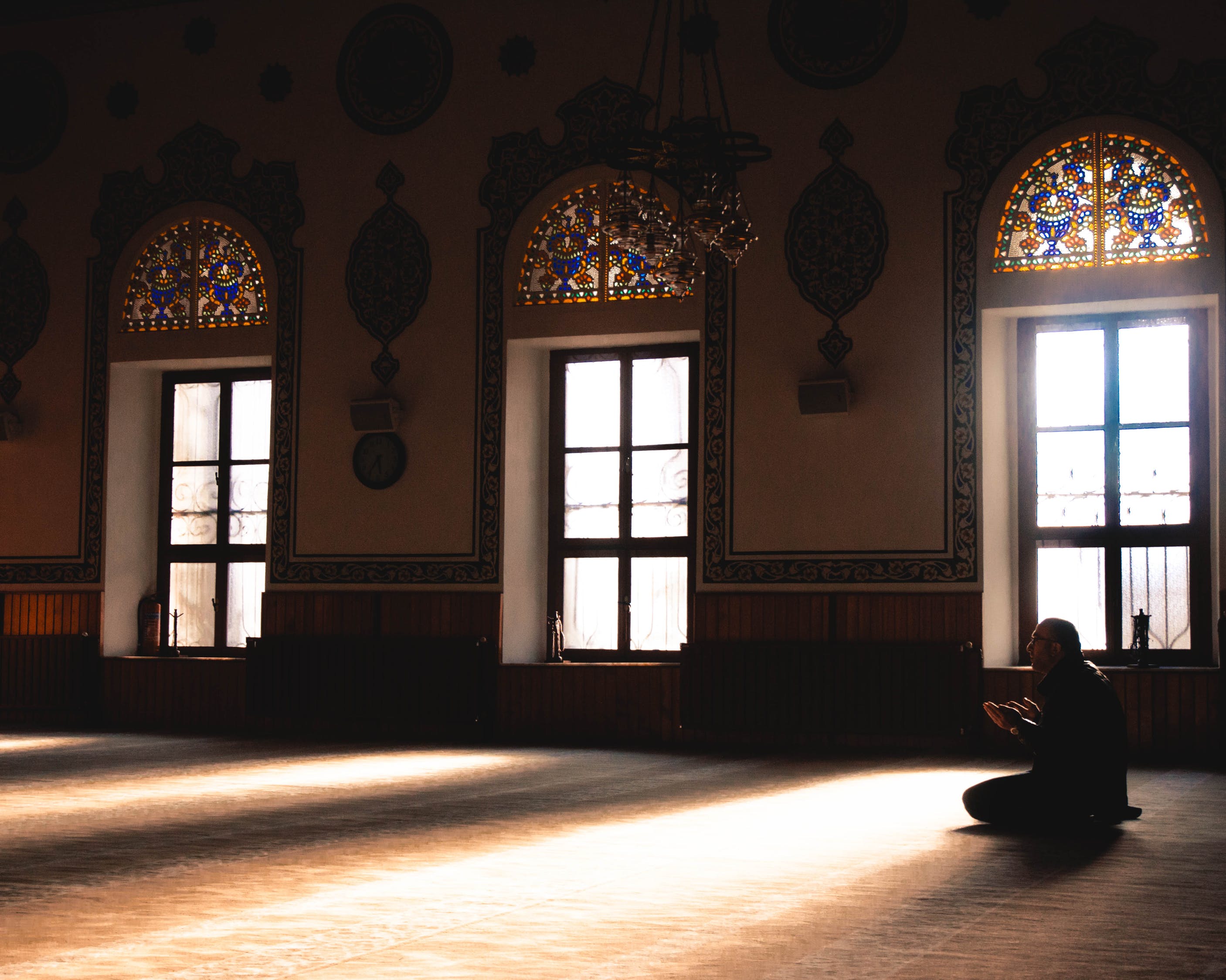 Adab-adab Ketika Berada Di Masjid - Masjid Nusantara